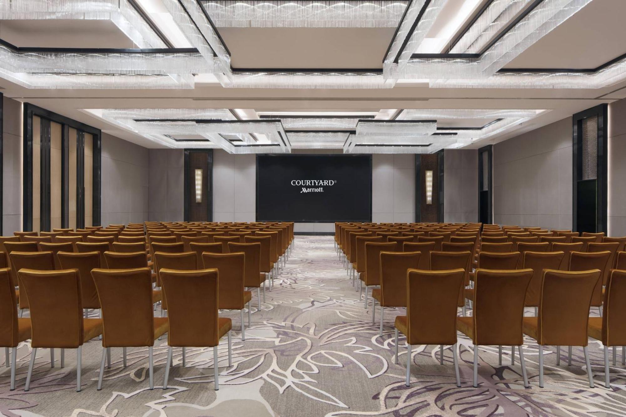Hotel Courtyard By Marriott Zhengzhou Airport Extérieur photo