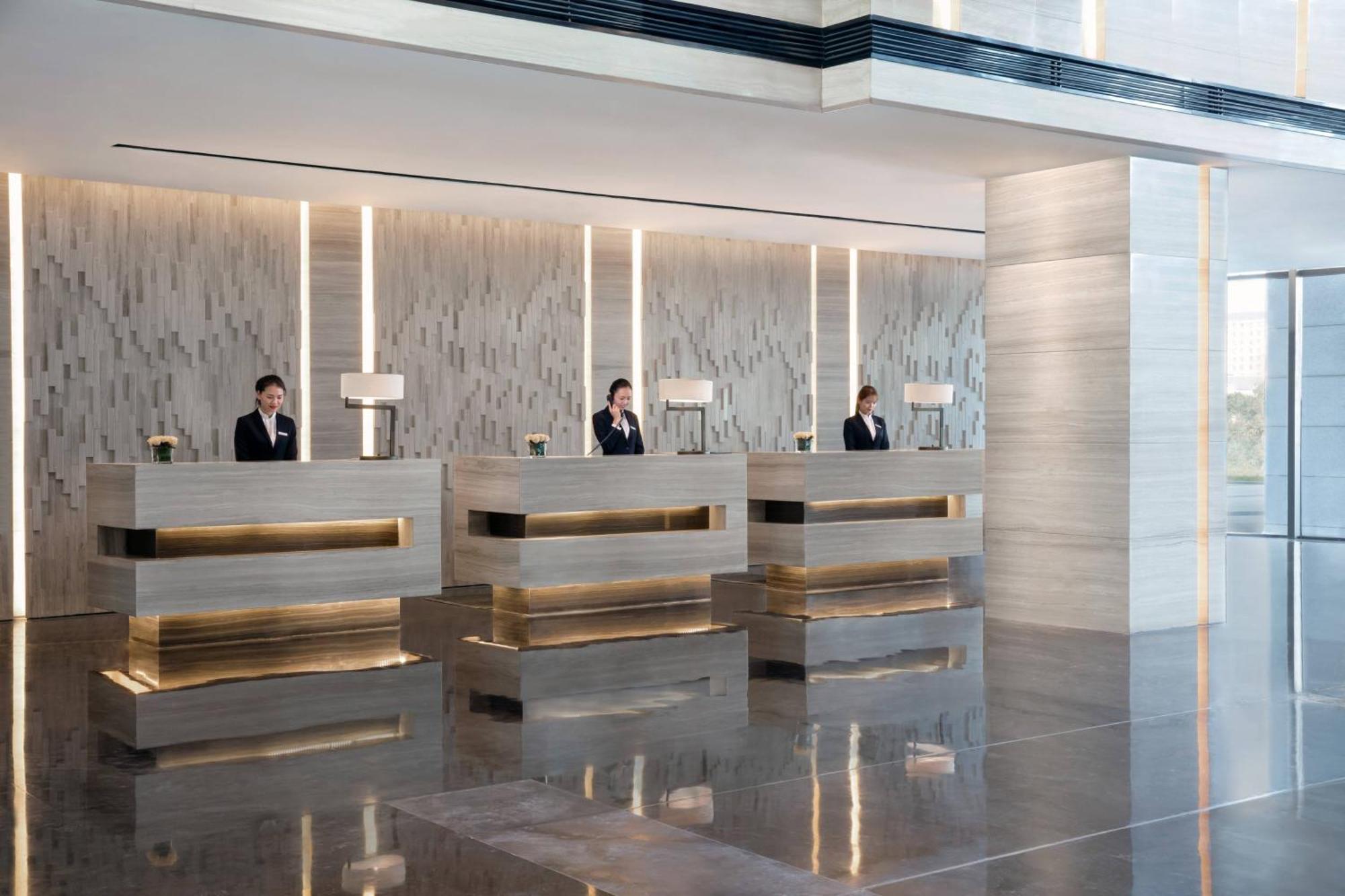 Hotel Courtyard By Marriott Zhengzhou Airport Extérieur photo